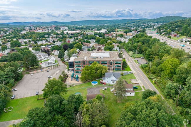 Woodrow Wilson Elementary School is located in Binghamton, NY.