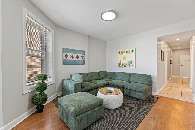 2503 W Harrison St unit ID1093318P, Chicago, IL 60612 - photo 3