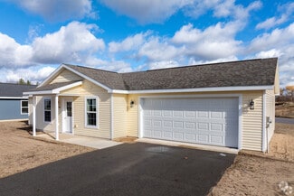 2615 Plover Ln Unit 37789143, Traverse City, MI 49685