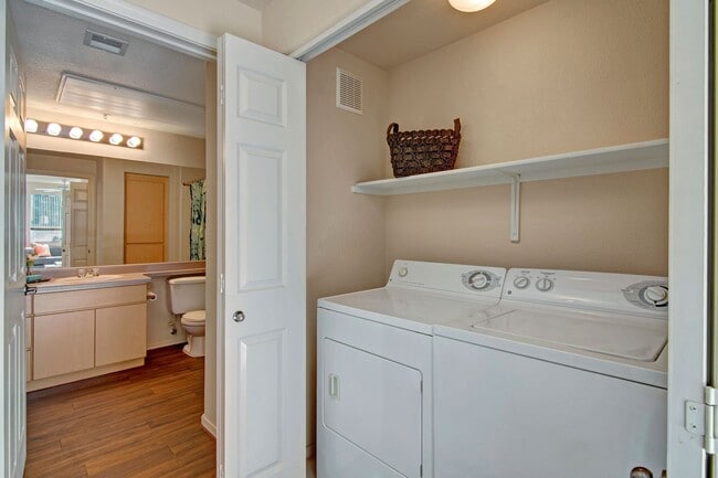 Sonoma Landing In-Unit Washer and Dryer