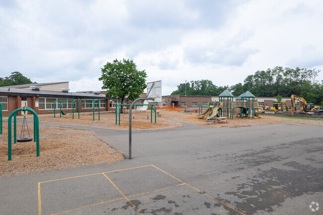 Jefferson Elementary School features fun outdoor activities for students.