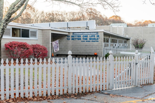 Fishing Cove Elementary School in North Kingstown and has 350 students with a ratio of 13 to 1.