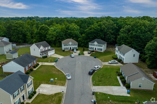 Colonial homes are a typical housing style in Walmsley.