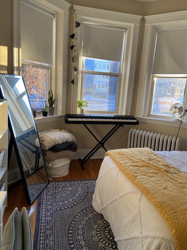 1197 Commonwealth Ave Unit 1, Boston, MA 02134