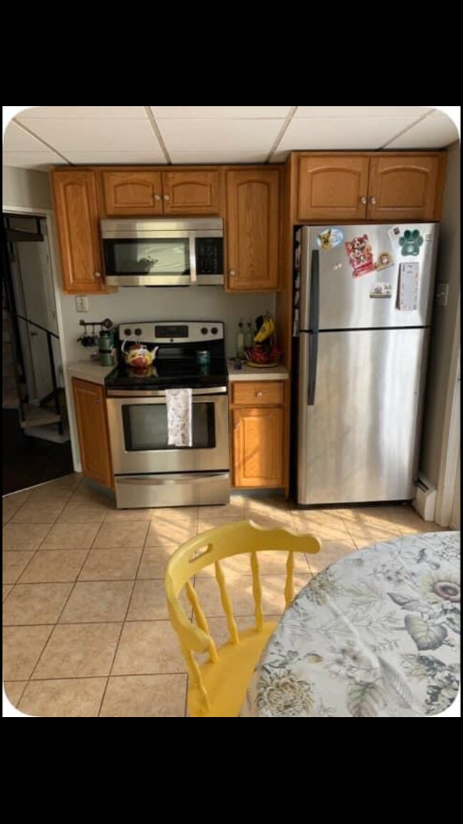 118 Vine St unit 2, Saugus, MA 01906 - photo 4