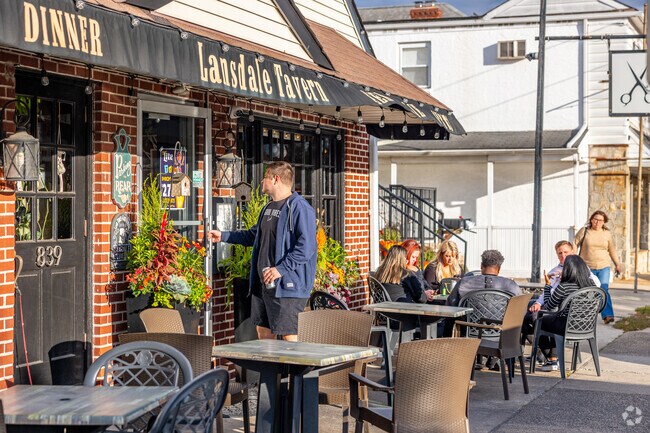 Lansdale Tavern offers classic American fare with a rotating draft list.
