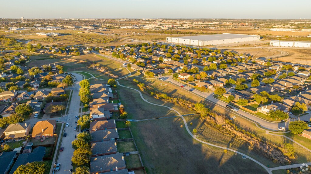 About Chisholm Ridge Schools, Demographics, Things to Do