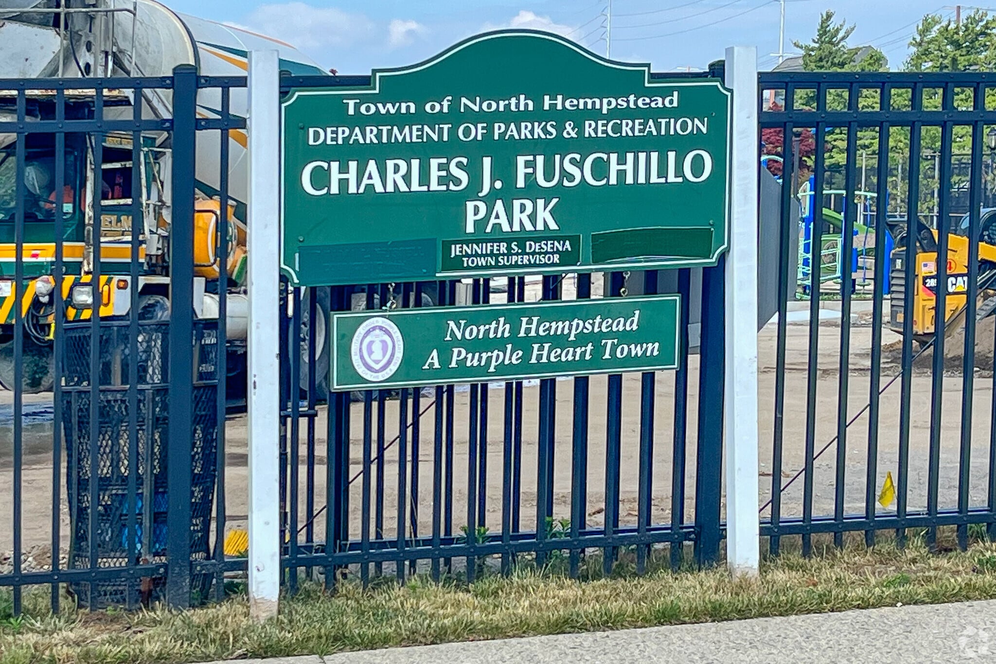 About Old Westbury Schools, Demographics, Things to Do