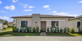 12500 SW Roma Way, Port Saint Lucie, FL 34987