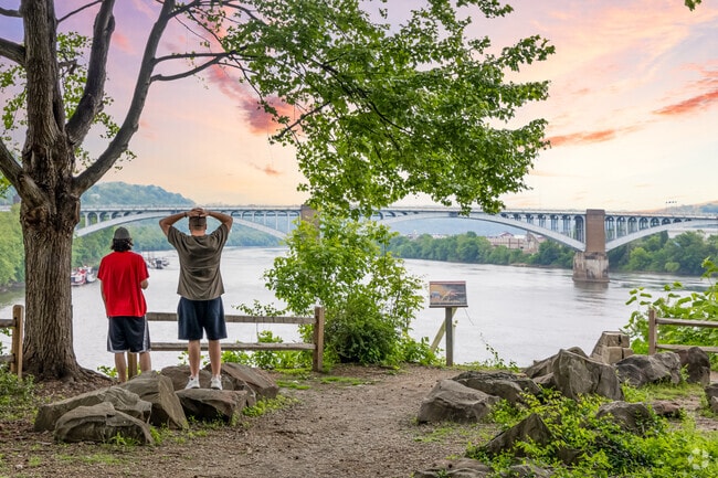The view is very peaceful at the Herrs Island North Park Lookout Point.