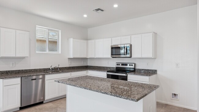 8535 W Clemente Way, Florence, AZ 85132 - photo 4