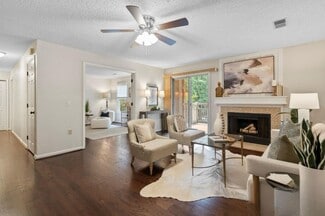 5011 Sharon Rd, Charlotte, NC 28210