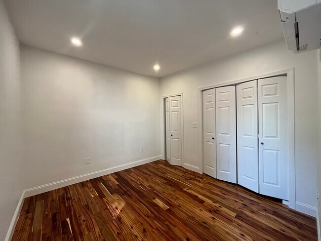 155 Orange St, Chelsea, MA 02150 - photo 4