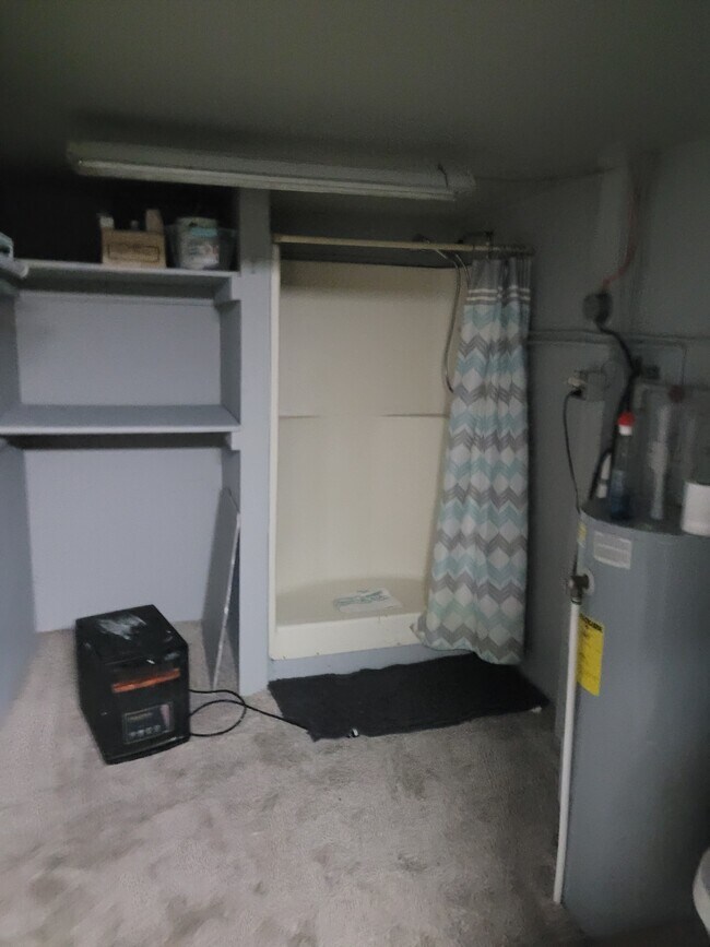 216 Mozingo Rd, Warsaw, VA 22572 - photo 3