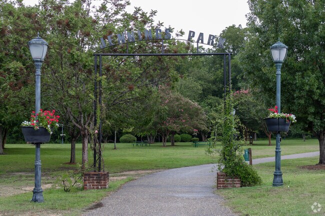 Jennings Park has walking paths, disc golf and a skate park.in Brewton, AL.