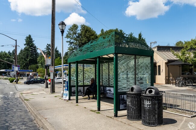 Downtown Kenmore is easily accessible by car or by public transportation.