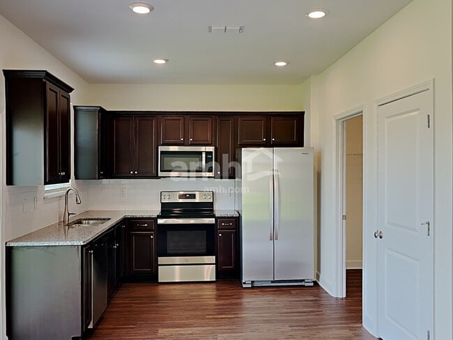 1215 Tan Tara Trail, Jacksonville, FL 32221 - photo 3