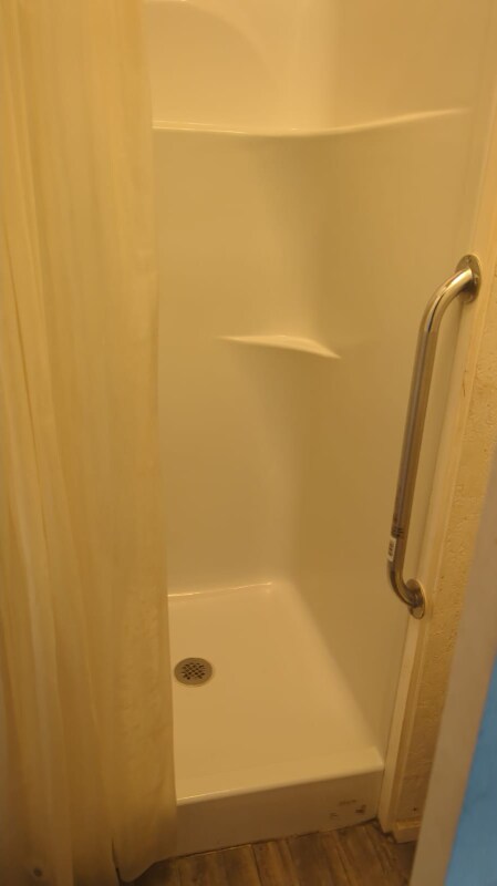 405 N Clegg St, Trinity, TX 75862 - photo 7