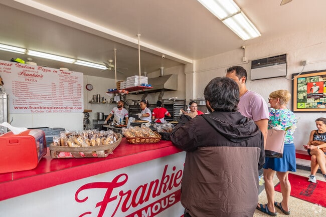 Frankie's Pizza has been serving the Westchester, FL community for over 50 years.