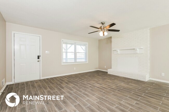 219 Deerfield Dr, Jonesboro, GA 30238 - photo 5