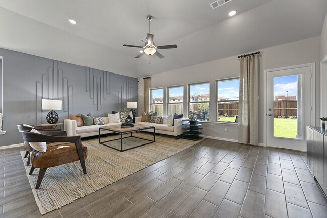 3129 Royal Throne Ct unit 36456461, Denton, TX 76208 - photo 6