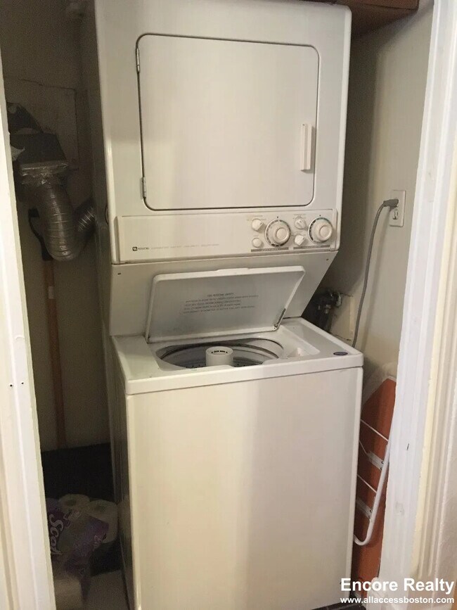 47 Gordon St unit 3, Allston, MA 02134 - photo 6