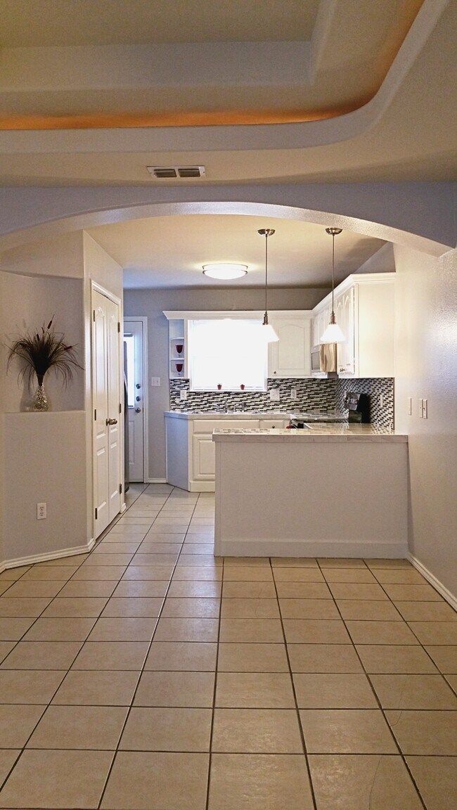 1900 W Douglas St unit 3, Pharr, TX 78577 - photo 7