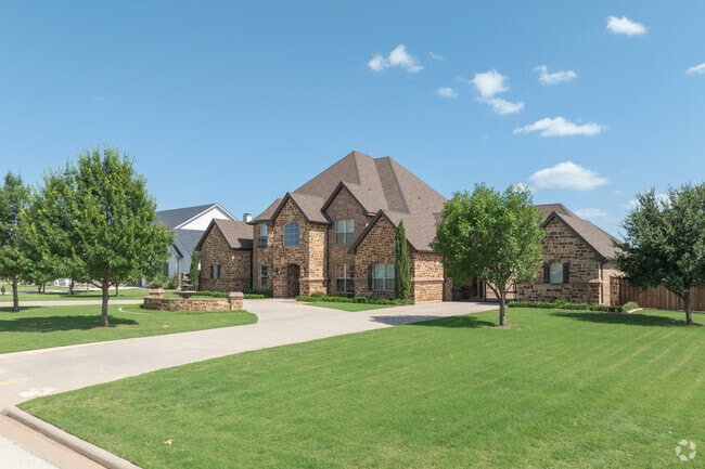 Every home in Pack Saddle Creek reflects the spacious living Potosi City is known for.