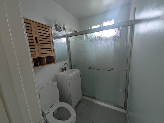 6501 Stafford Ave unit 4, Huntington Park, CA 90255 - photo 3