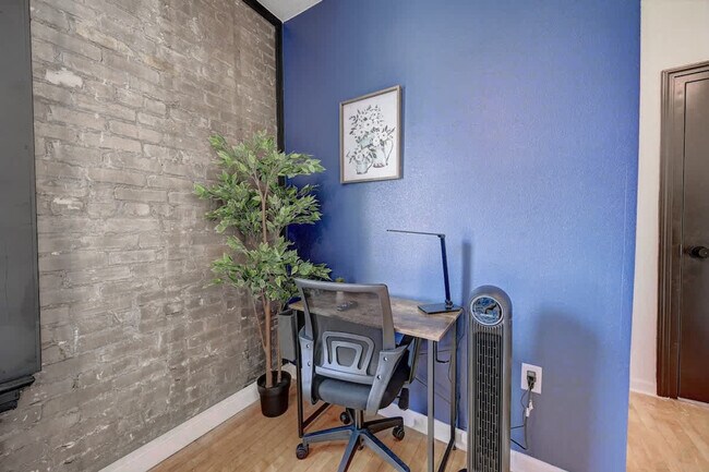 1925 N Prospect Ave unit ID1263107P, Milwaukee, WI 53202 - photo 5