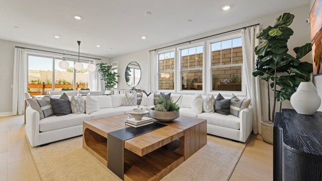 727 Guy Turner Dr, Camarillo, CA 93010 - photo 7