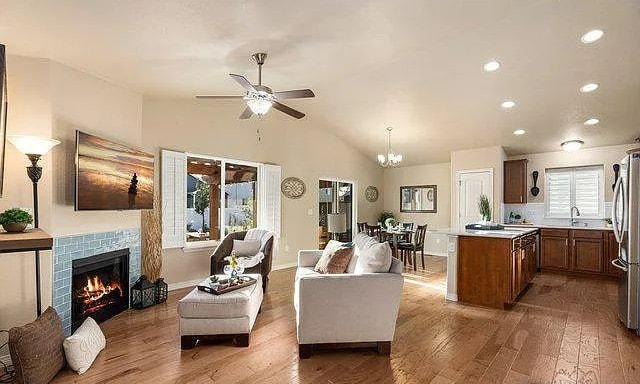 5562 Osbourne Dr, Windsor, CO 80550 - photo 2