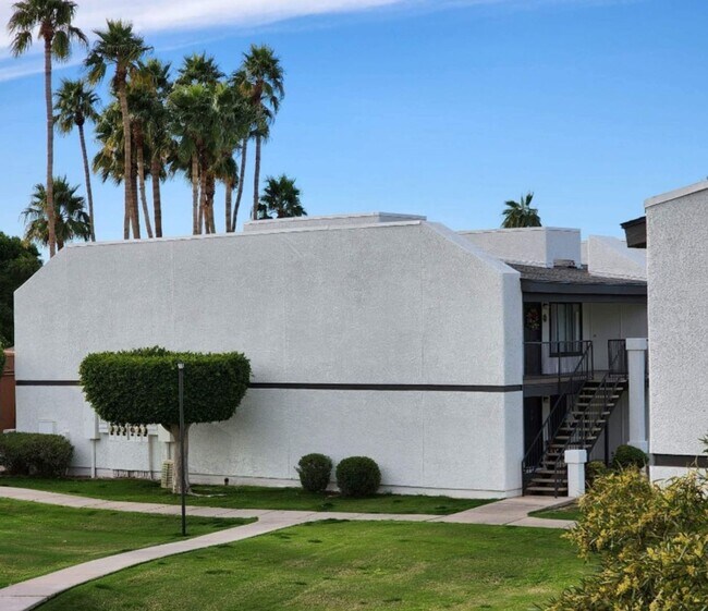 Regency Square 2350 S Avenue B, Yuma, AZ