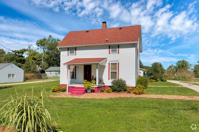 The American Foursquare style adds charm to Enterprise’s architectural landscape.