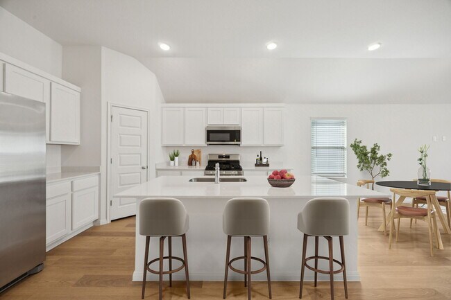 123 Universal Dr unit 36562551, Hutto, TX 78634 - photo 4