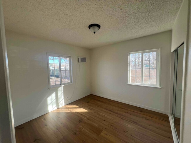 139 Ave P-4, Palmdale, CA 93550 - photo 4