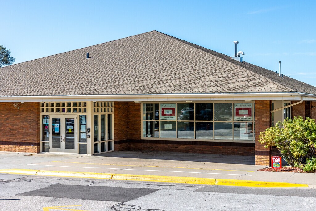 Avery Elementary is a public elementary school with a Pre-K program in Bellevue, NE.