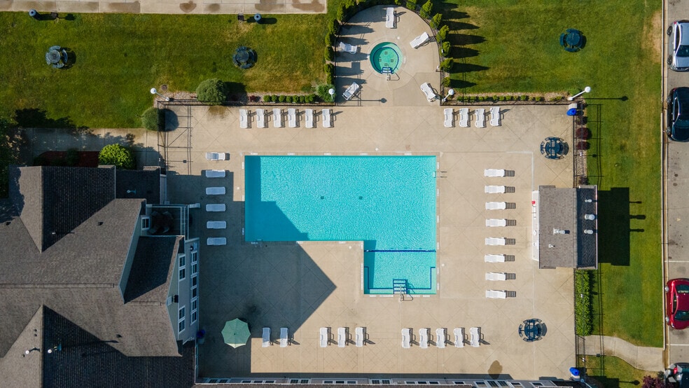 Arboretum, Kalamazoo, MI 49006 - photo 1