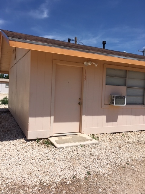 109 S Boston Ave, Portales, NM 88130