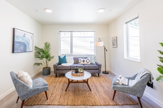 3445 SE Gladstone St unit 103, Portland, OR 97202 - photo 2