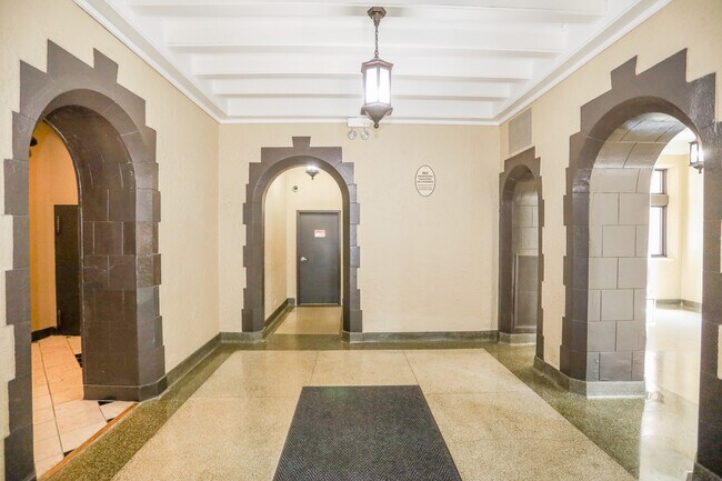 6106 N Kenmore Ave unit 309, Chicago, IL 60660 - photo 6