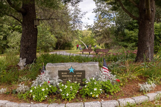 Ipswich River Park in North Reading has a number of clean and accessible walking trails.