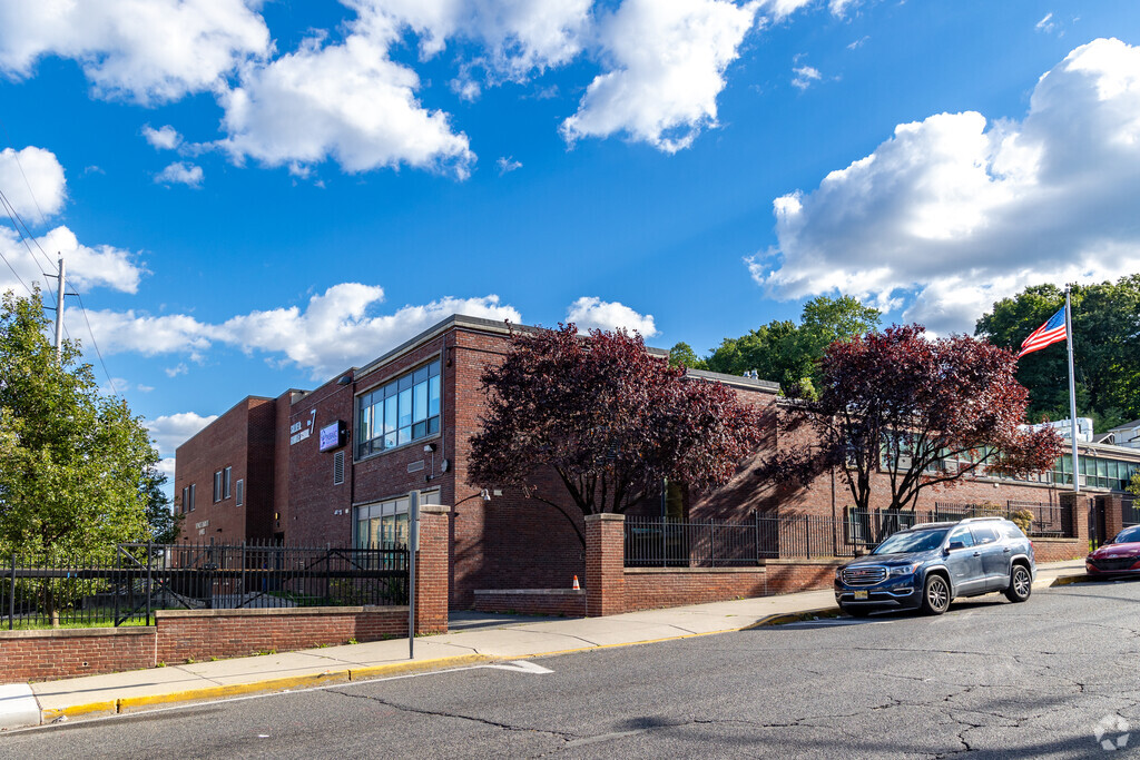 Ulysses S. Grant School No. 7 is a Public Pre-K & Elementary School in Passaic, NJ.
