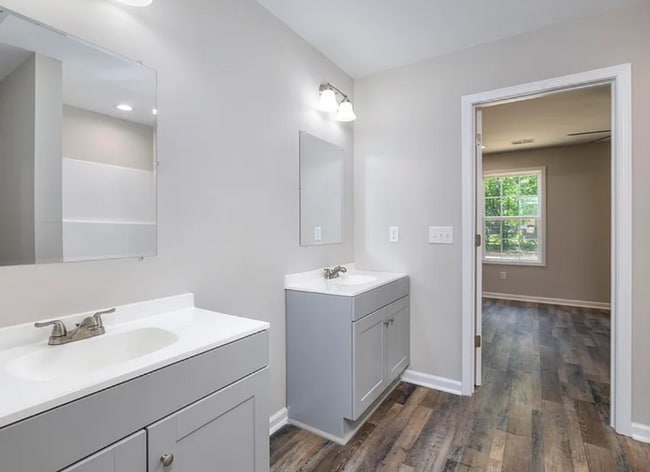 508 Church St unit 508  B, Sumter, SC 29150 - photo 6