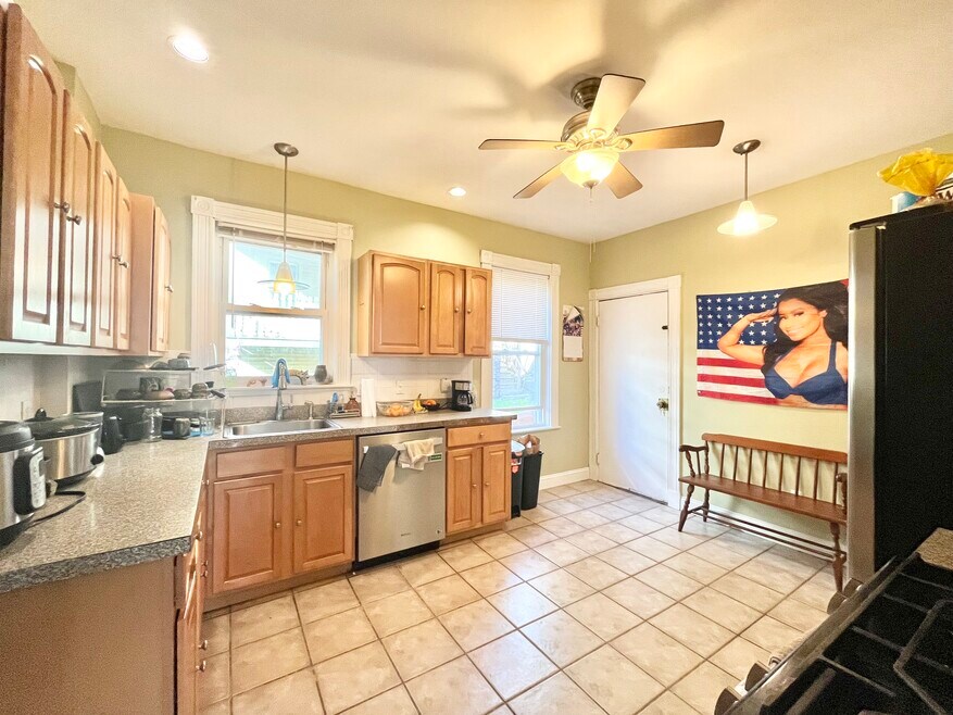 83 Wensley St unit 1, Roxbury Crossing, MA 02120 - photo 1