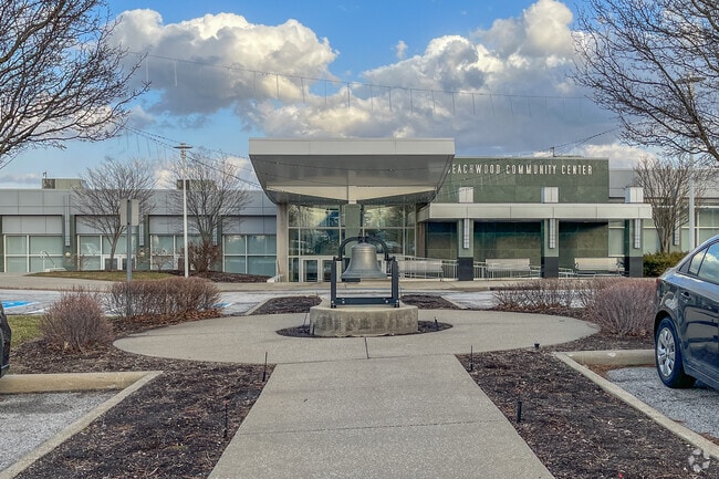 The Beachwood Community Center welcomes all community memebers in Beachwood, OH.