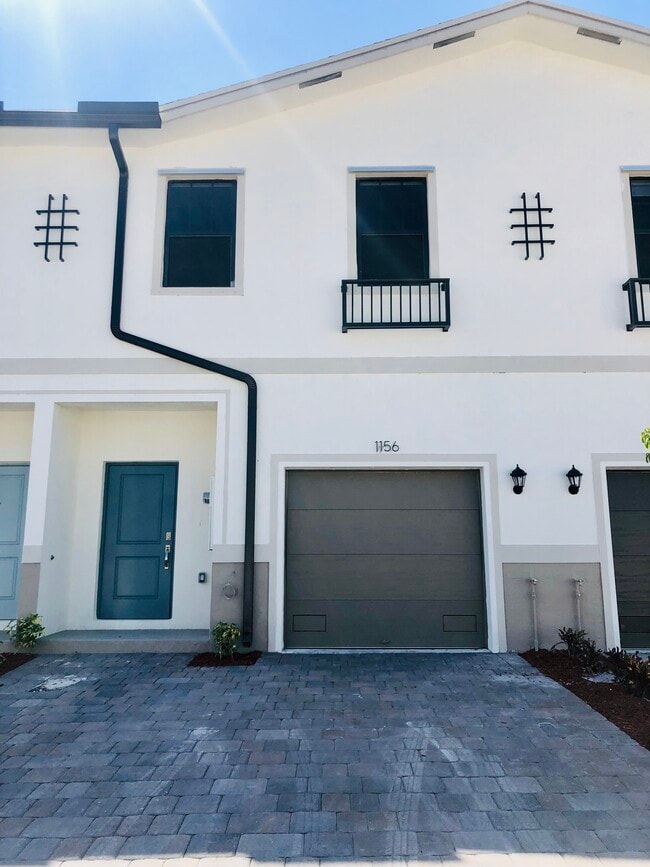 1156 SW 6th Ct, Florida City, FL 33034