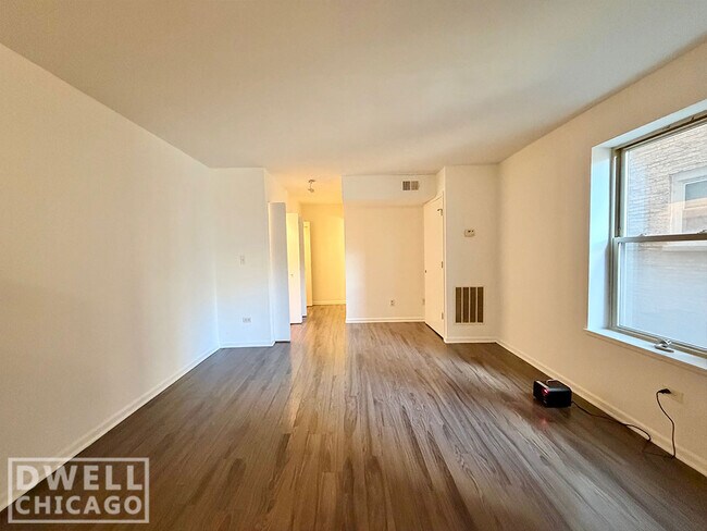901 W Carmen Ave unit 1, Chicago, IL 60640 - photo 6