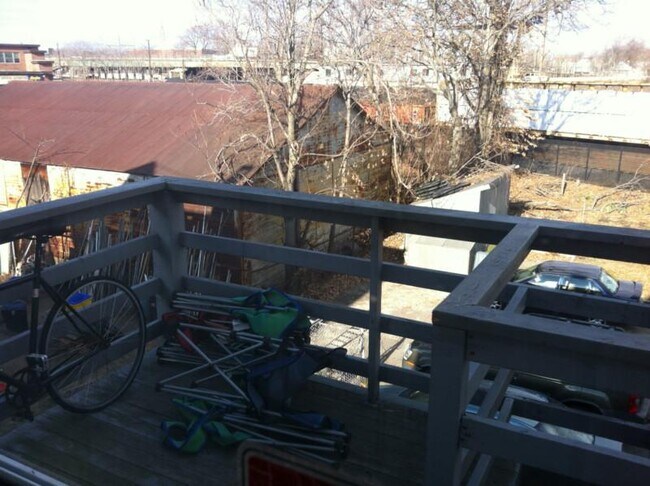 34 Pratt St, Allston, MA 02134 - photo 6