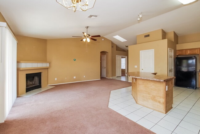 2203 E Edna Ave, Phoenix, AZ 85022 - photo 5